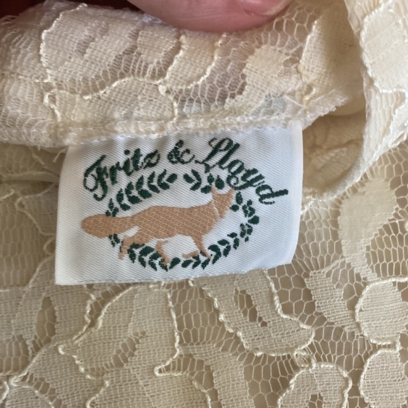 Vintage Fritz & Lloyd Lacey Floral Top - Picture 6 of 13